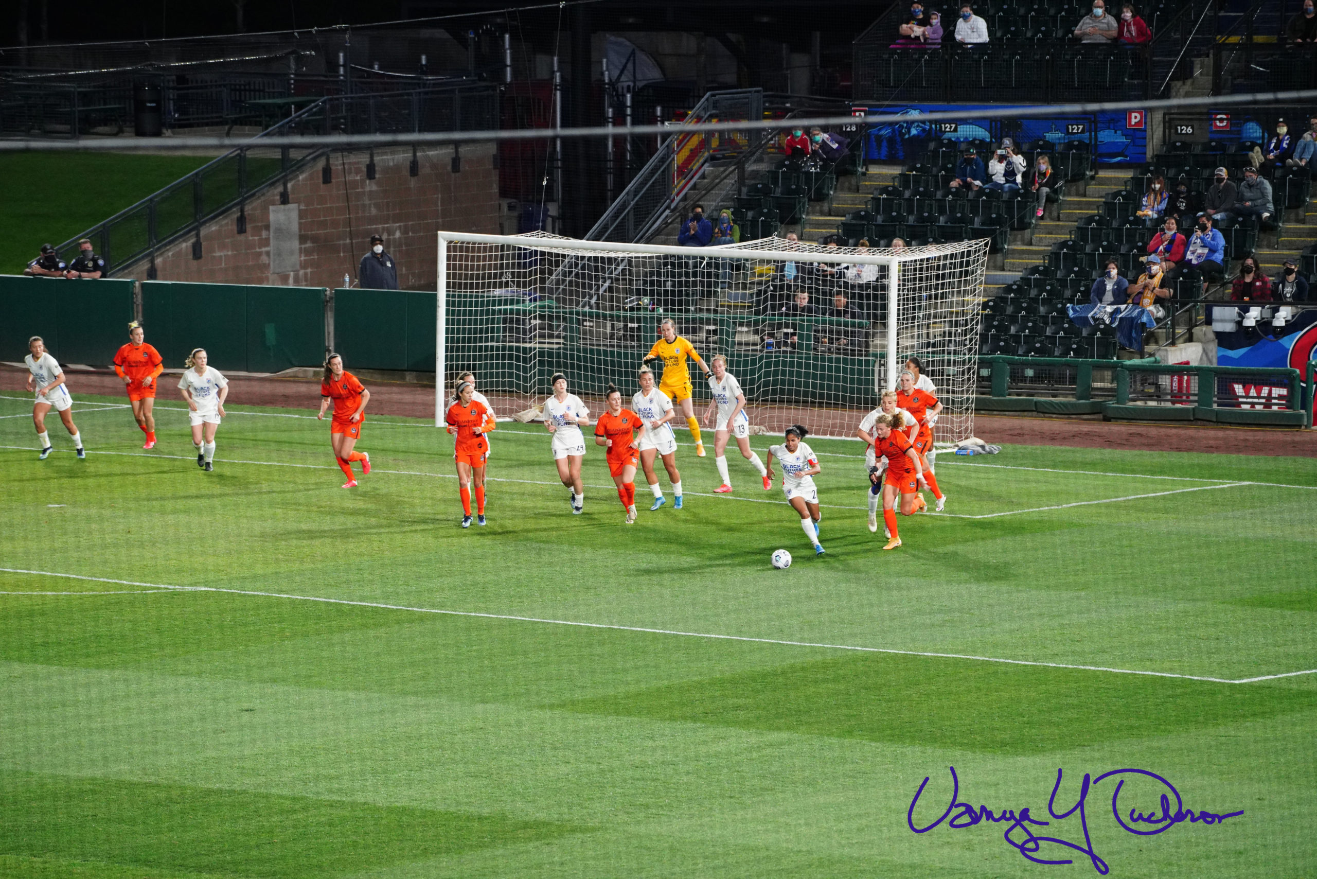 Madison Hammond leads the breakout